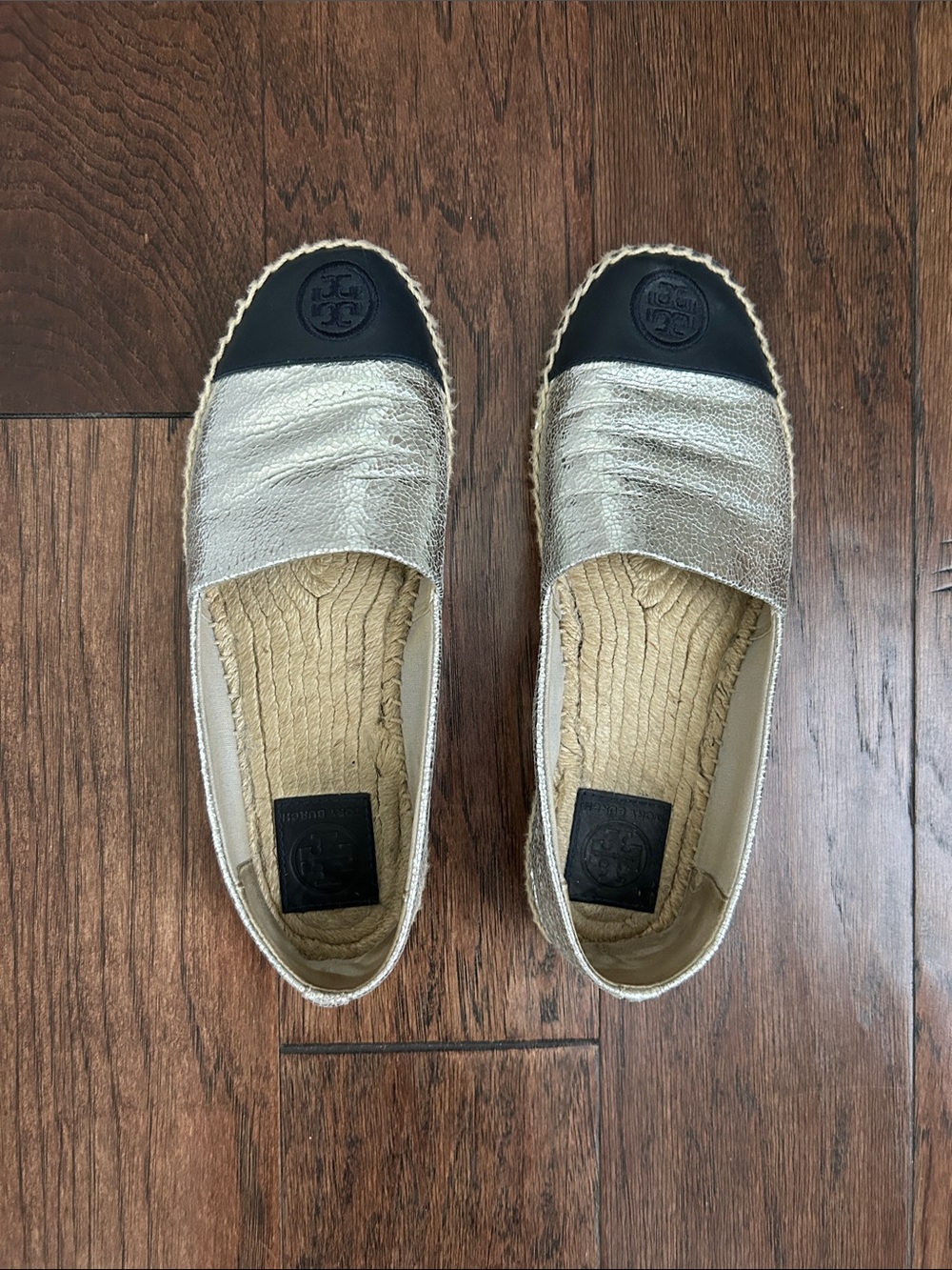 Tory Burch women’s size 9.5 Metallic Espadrille Flats in Silver and Navy